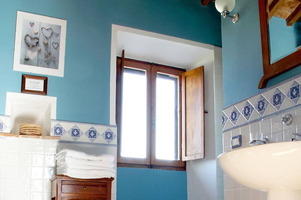 Photo of Bathroom in Bagnoregio