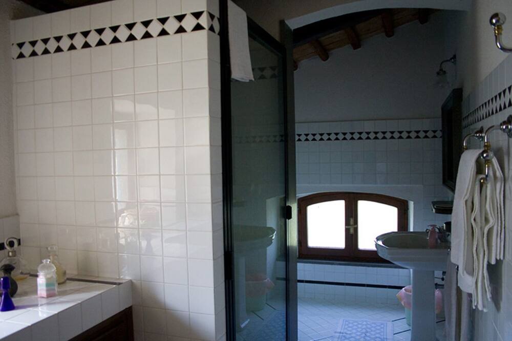 Photo of Bathroom in Bagnoregio