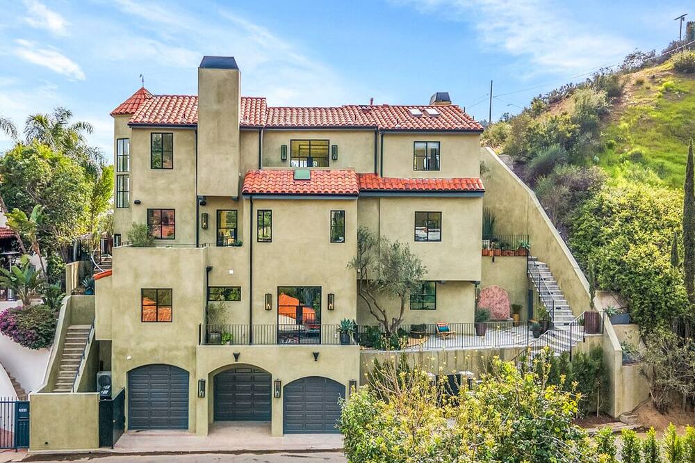 Photo of Outdoor in Beachwood Canyon