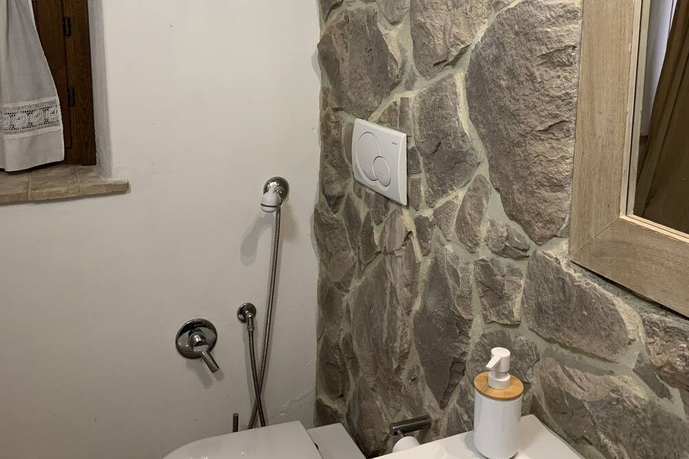 Photo of Bathroom in Avigliano Umbrio