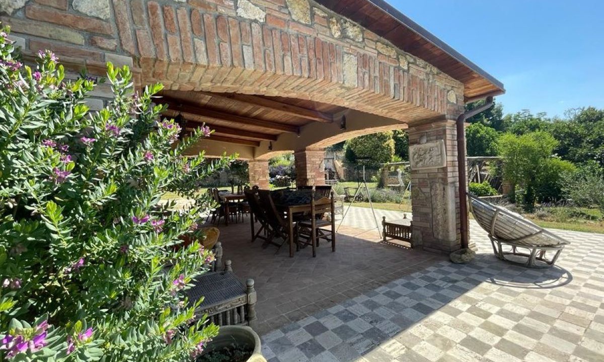 Photo of Outdoor in Schifanoia