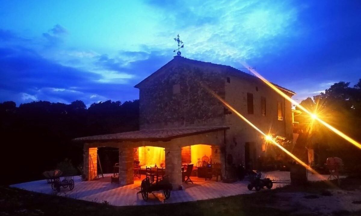 Photo of Outdoor in Schifanoia