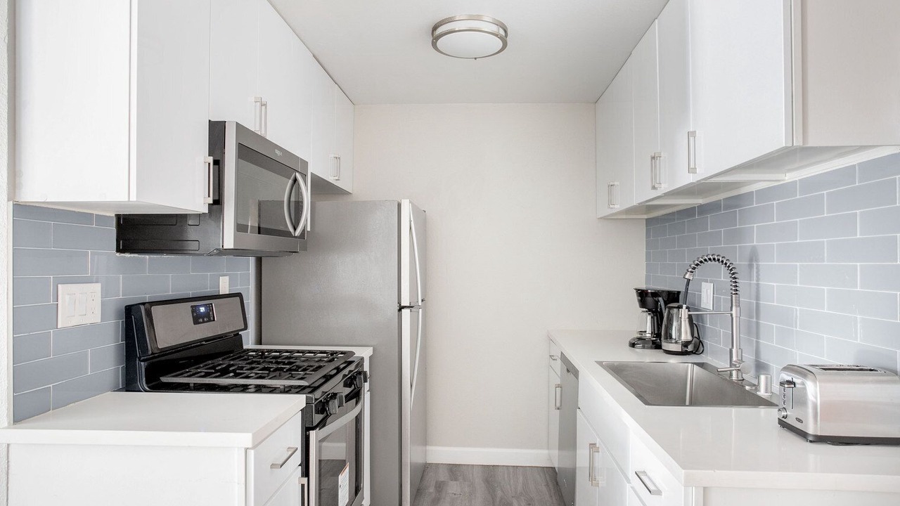 Photo of Kitchen in Pico - Robertson