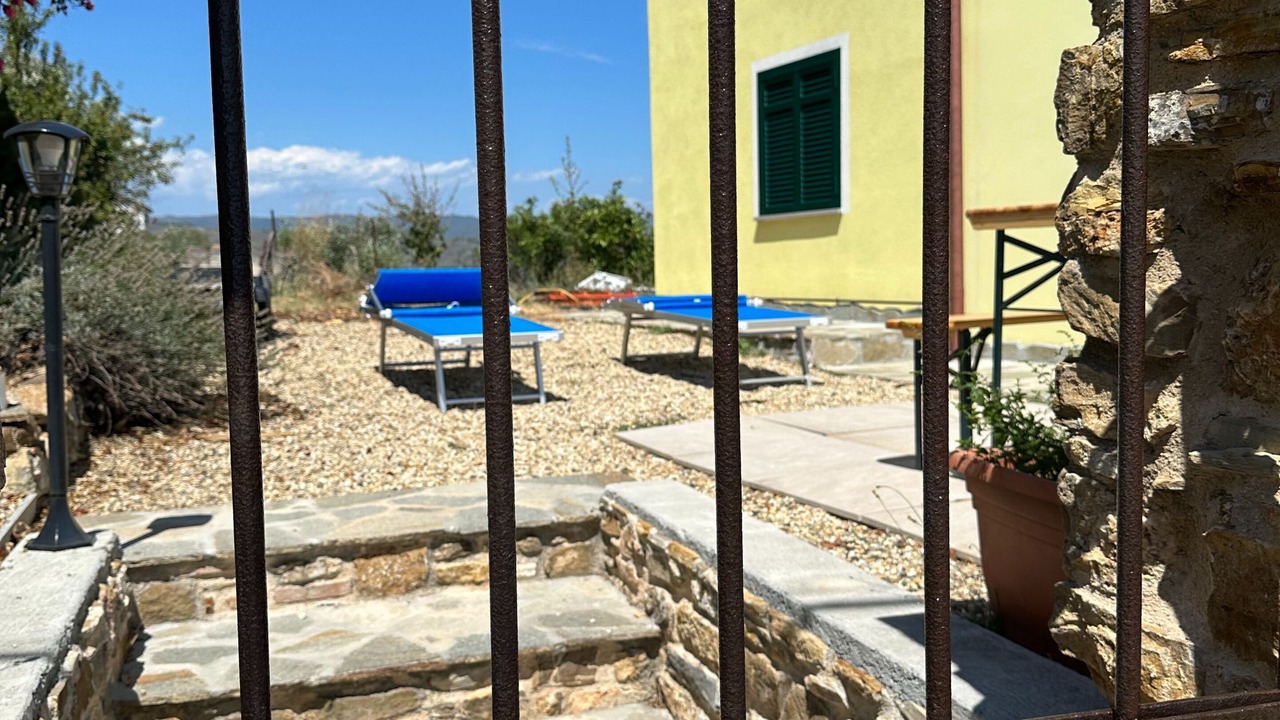 Photo of Patio Balcony in Costarainera