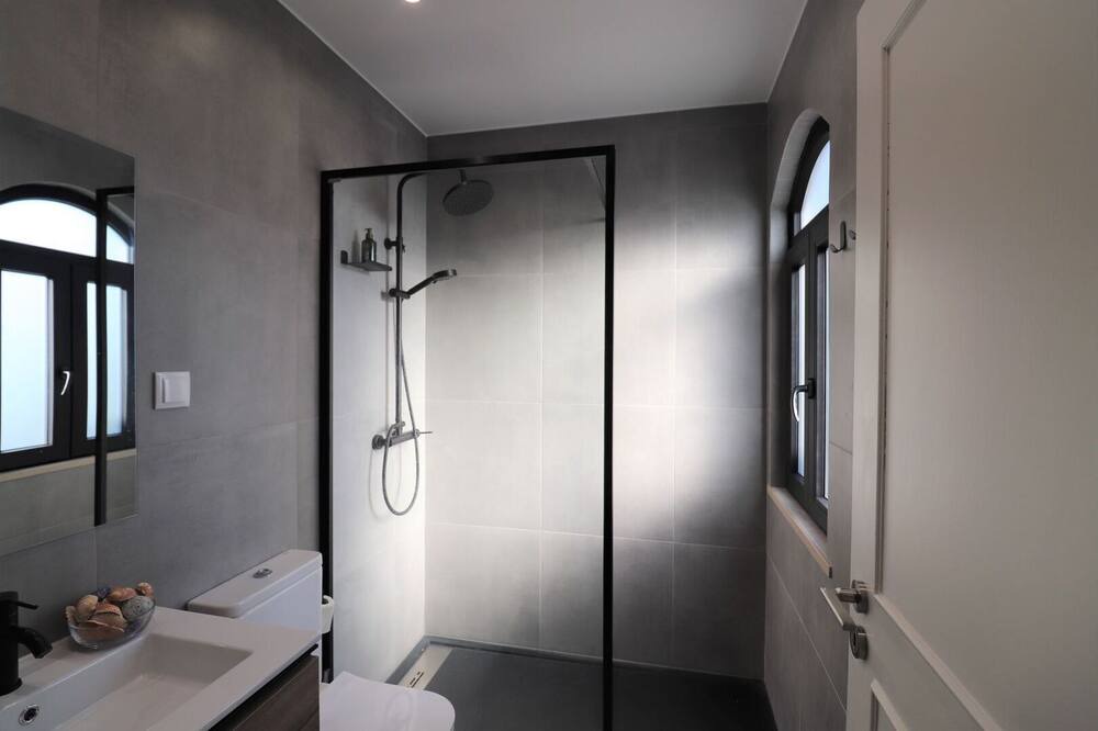Photo of Bathroom in Alporchinhos