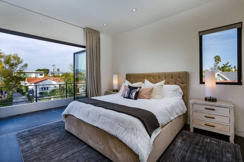 Photo of Bedroom in La Brea