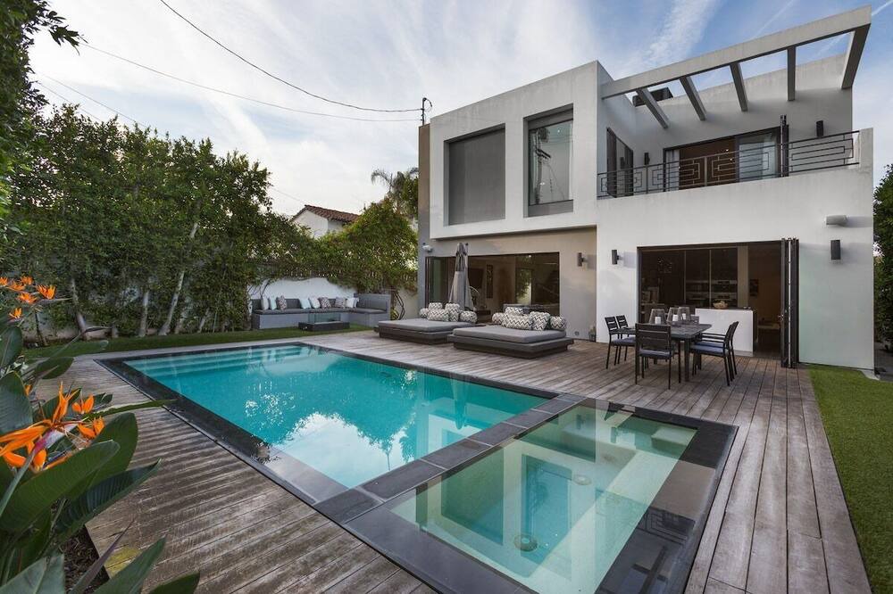 Photo of Outdoor in La Brea