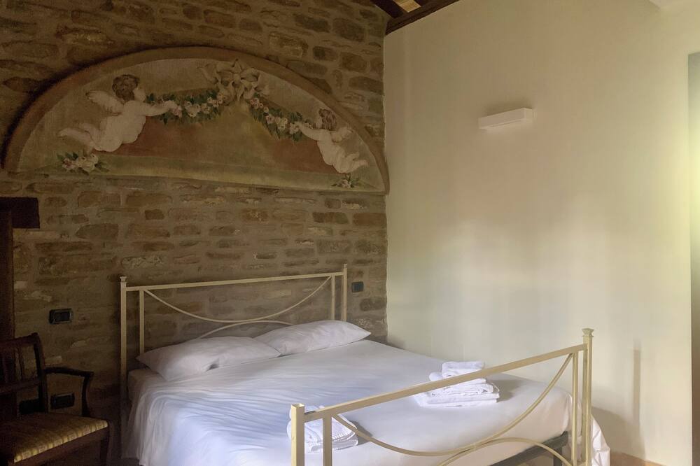 Photo of Bedroom in Cantiano