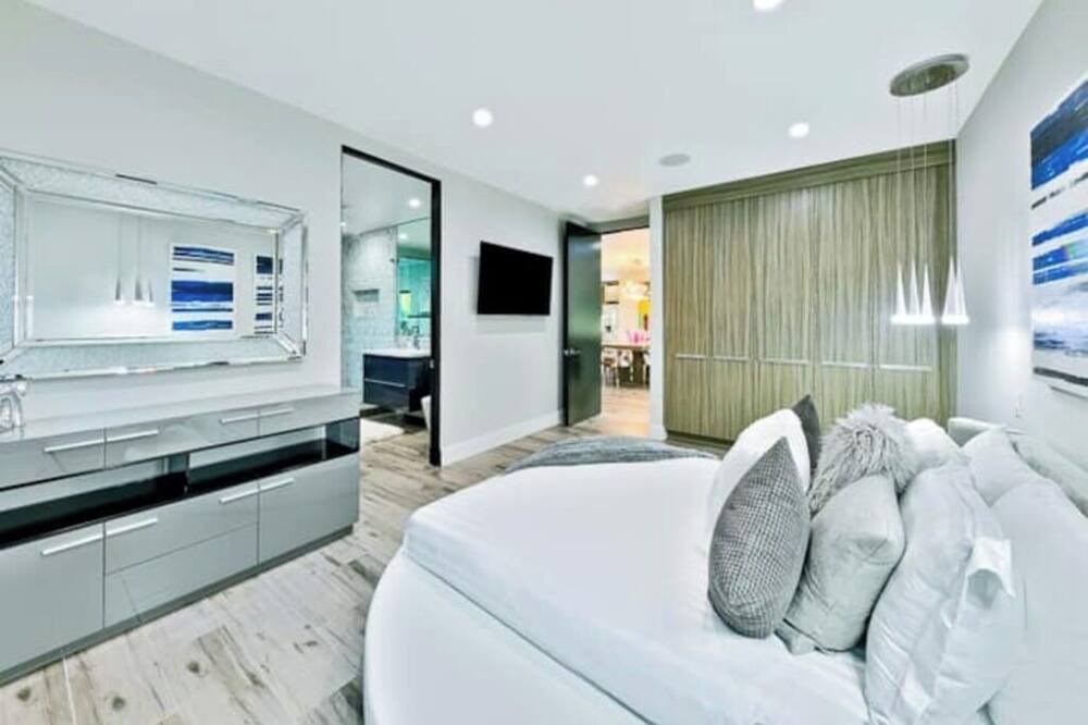 Photo of Bedroom in Faircrest Heights