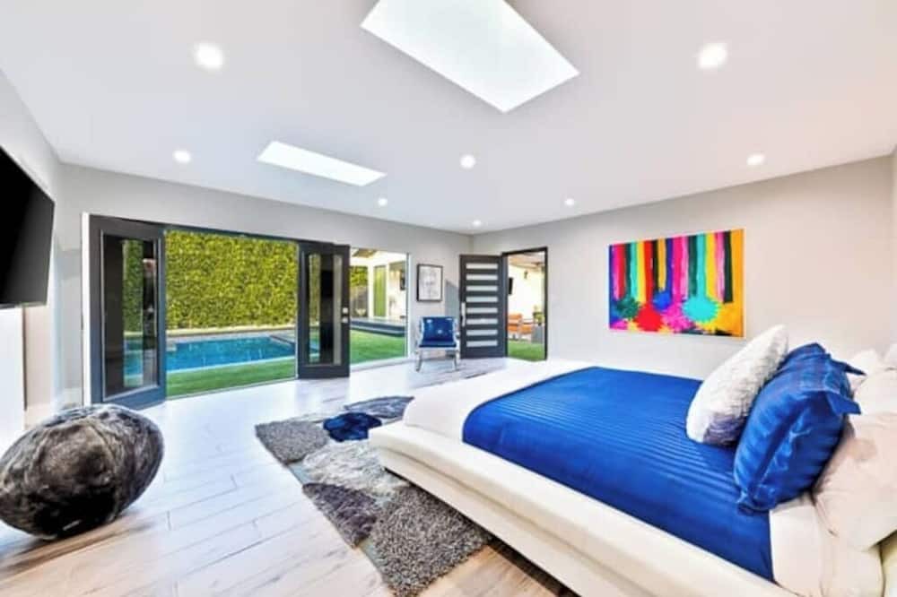 Photo of Bedroom in Faircrest Heights