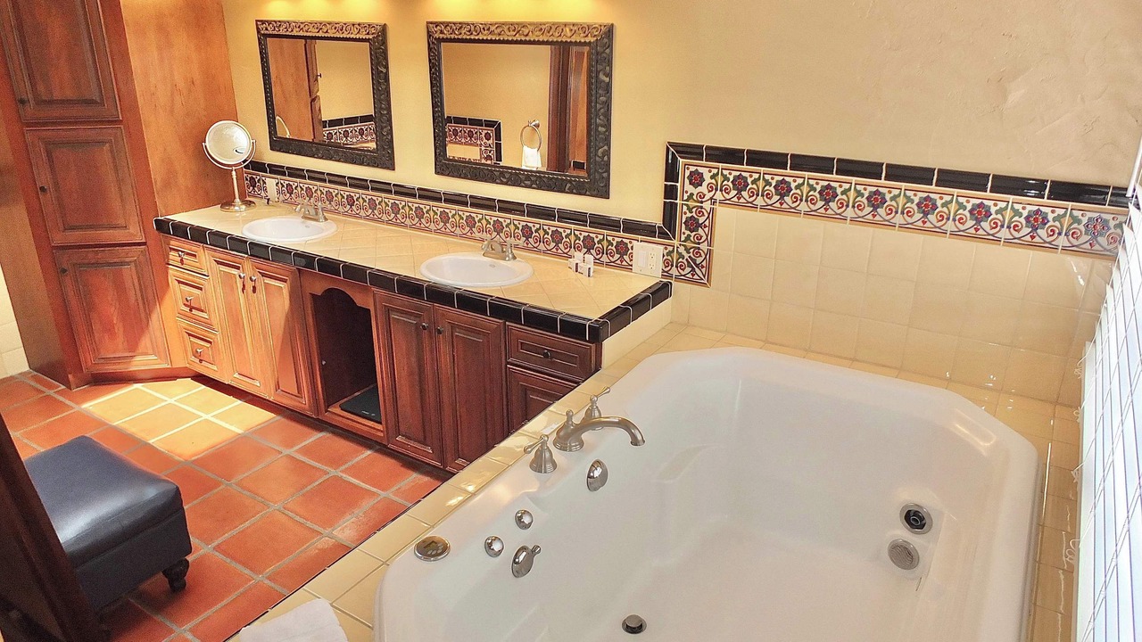 Photo of Bathroom in Belmont Shore