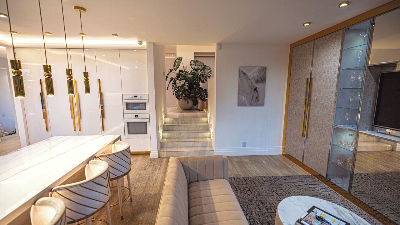 Photo of Livingroom in Hollywood Hills