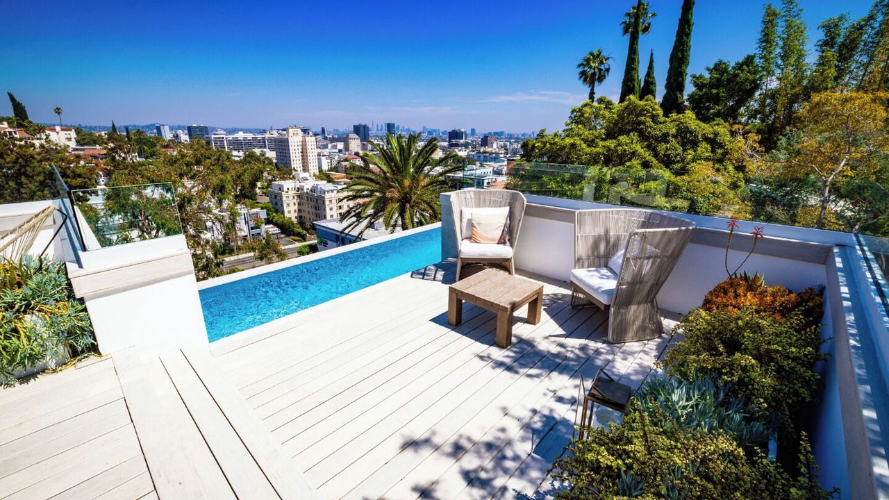 Photo of Outdoor in Hollywood Hills