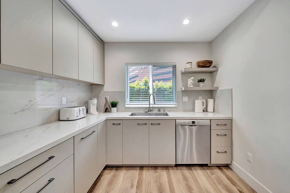 Photo of Kitchen in Beverly Grove