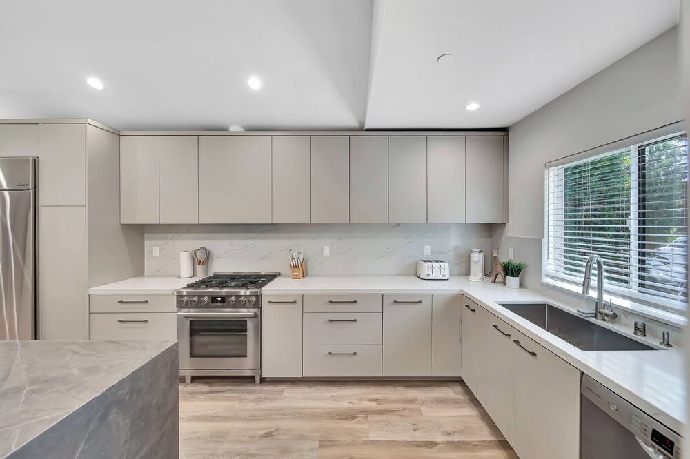 Photo of Kitchen in Beverly Grove
