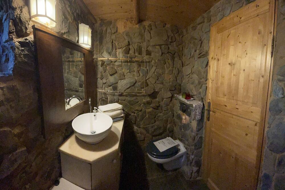 Photo of Bathroom in Carrapateira