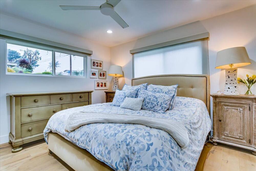 Photo of Bedroom in Hill Section