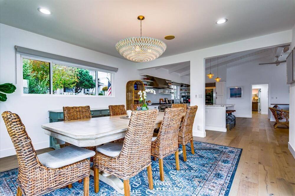 Photo of Kitchen in Hill Section