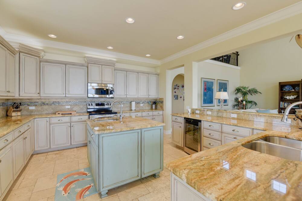 Photo of Kitchen in Summerland Key