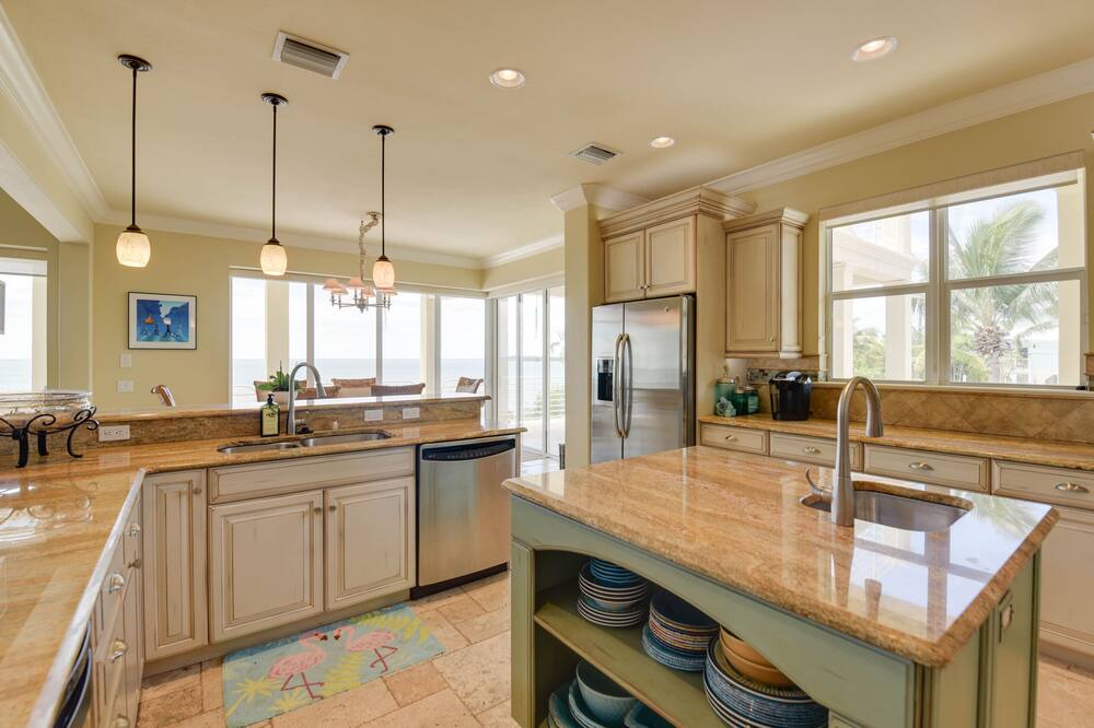 Photo of Kitchen in Summerland Key