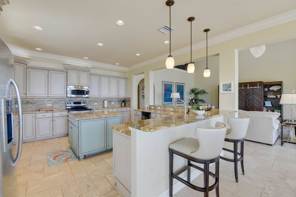 Photo of Kitchen in Summerland Key