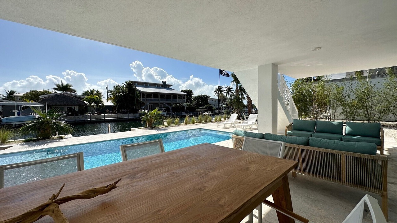 Photo of Outdoor in Venetian Shores