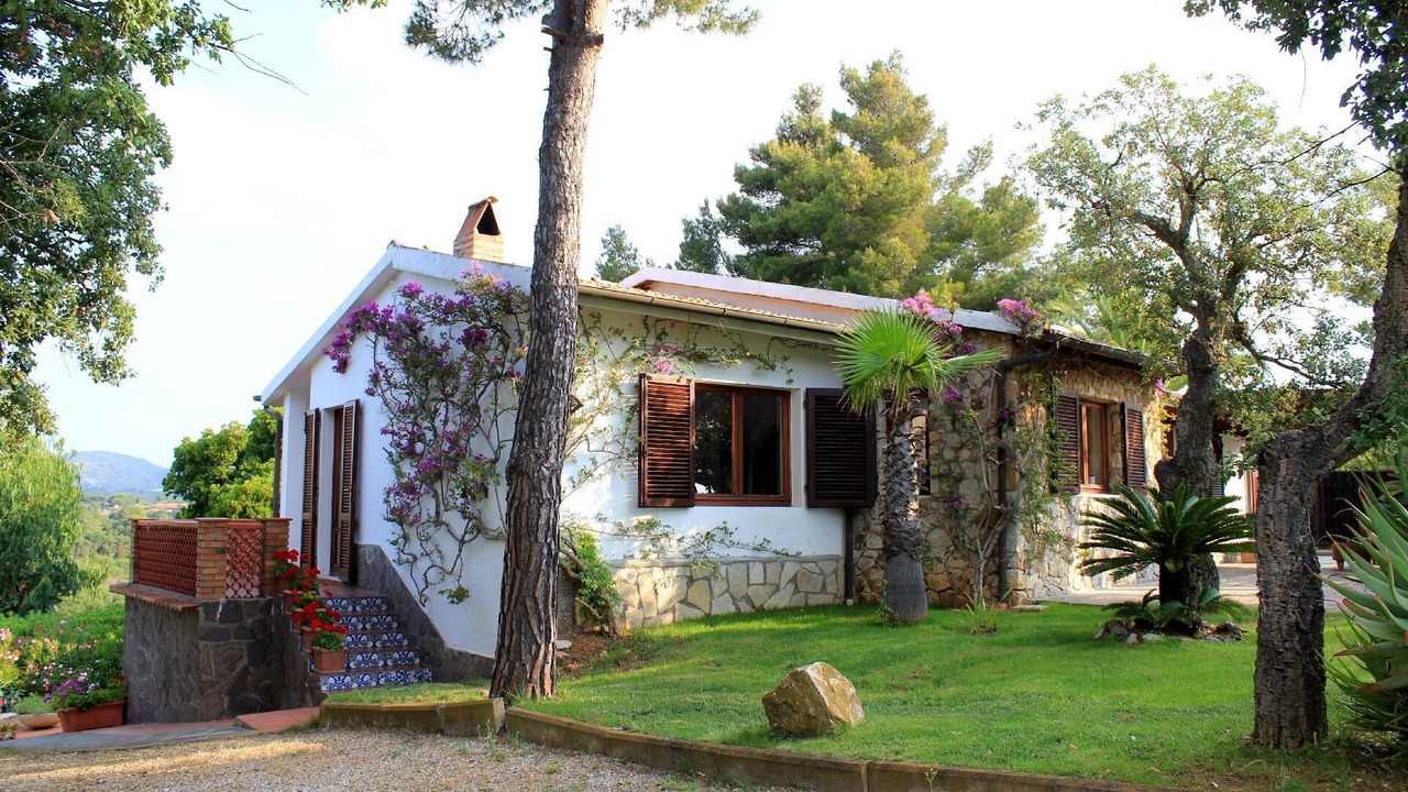 Photo of Outdoor in Naregno