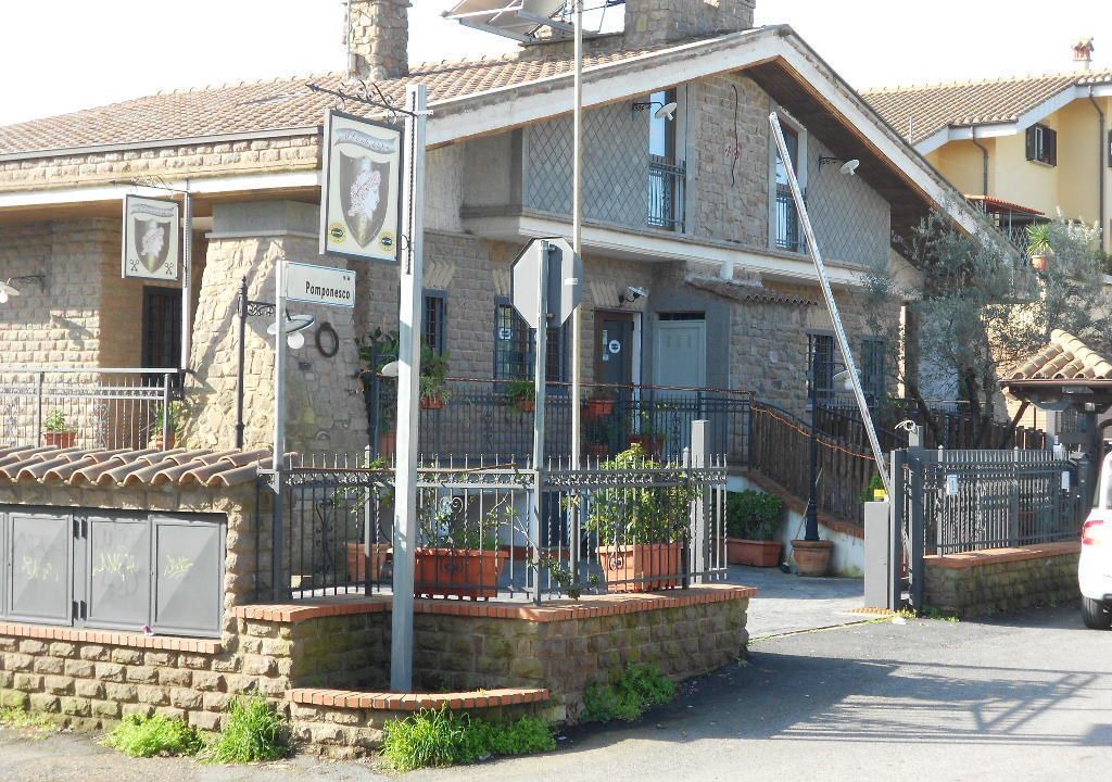 Photo of Outdoor in Zona LVIII Prima Porta