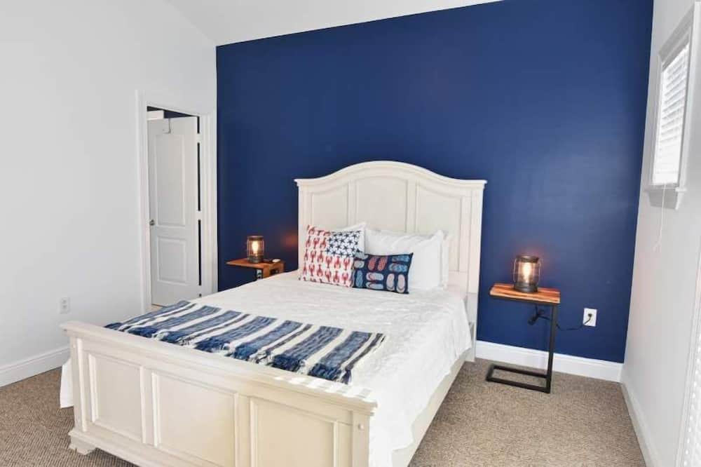 Photo of Bedroom in Islamorada