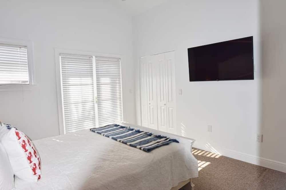 Photo of Bedroom in Islamorada