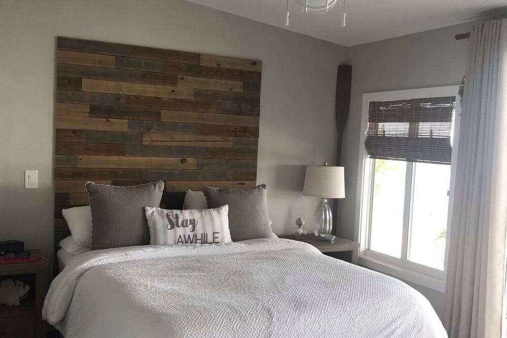 Photo of Bedroom in Little Torch Key