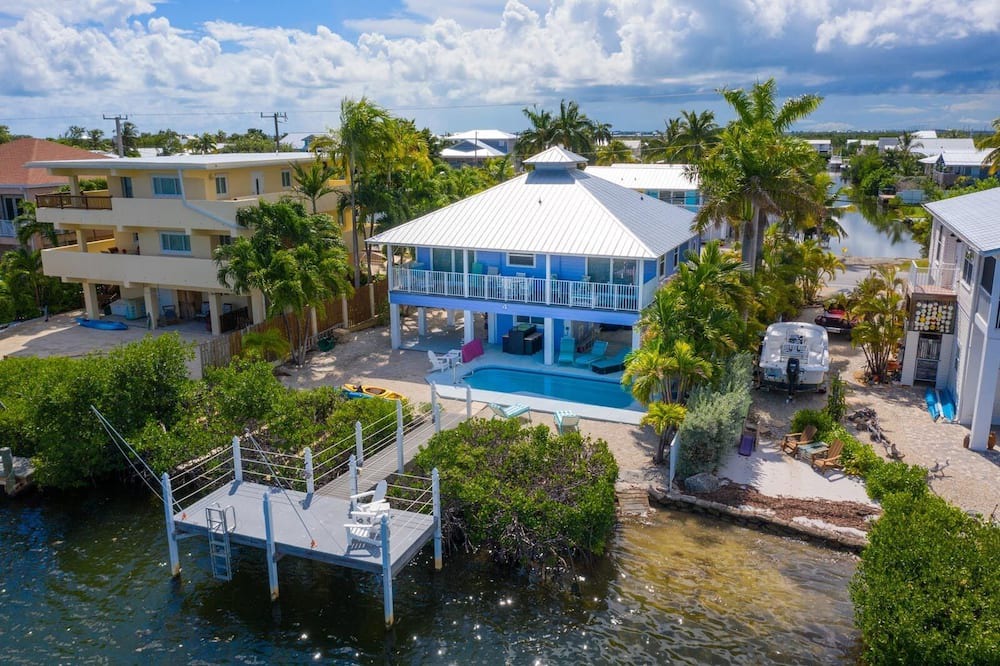 Photo of Outdoor in Breezeswept Beach Estates