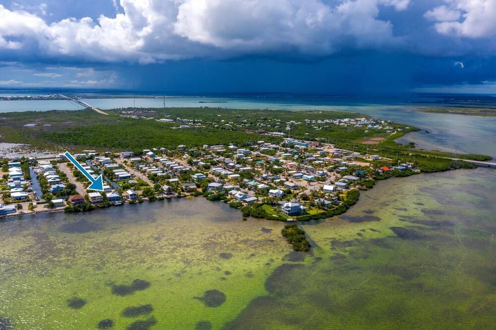 Photo of Outdoor in Breezeswept Beach Estates