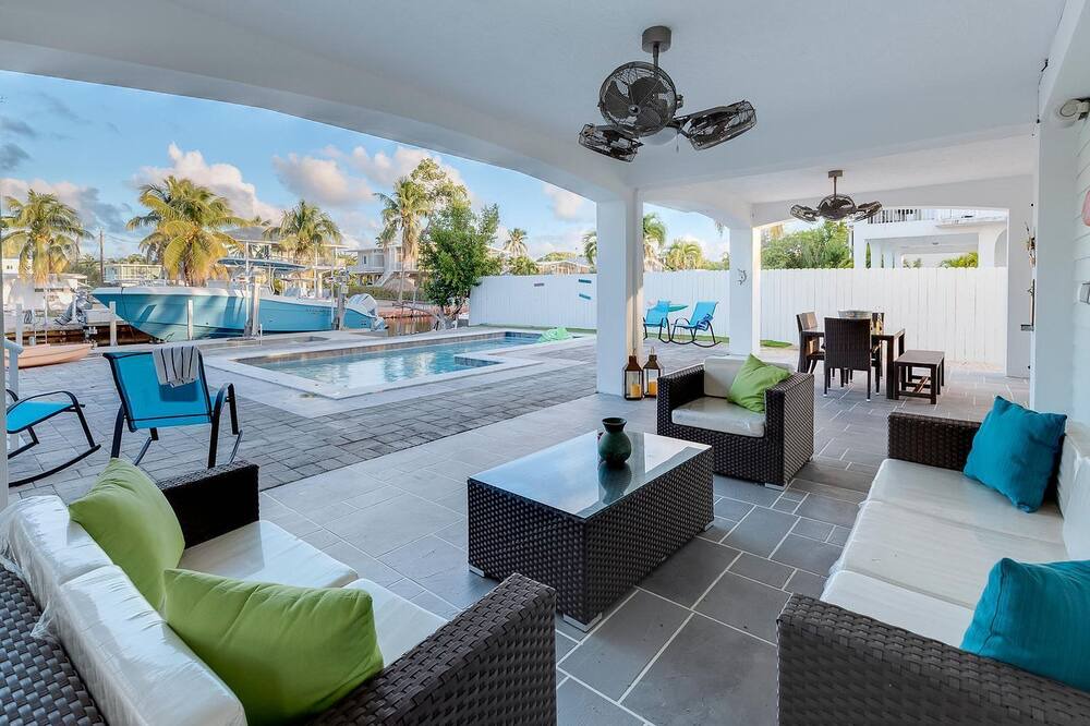 Photo of Patio Balcony in Twin Lakes