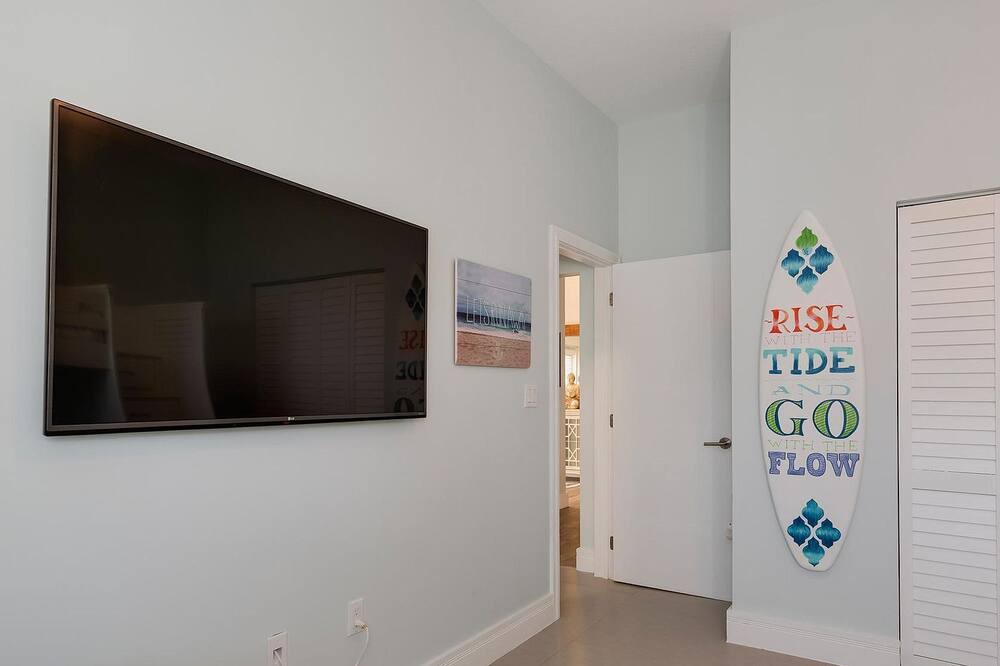 Photo of Bedroom in Twin Lakes