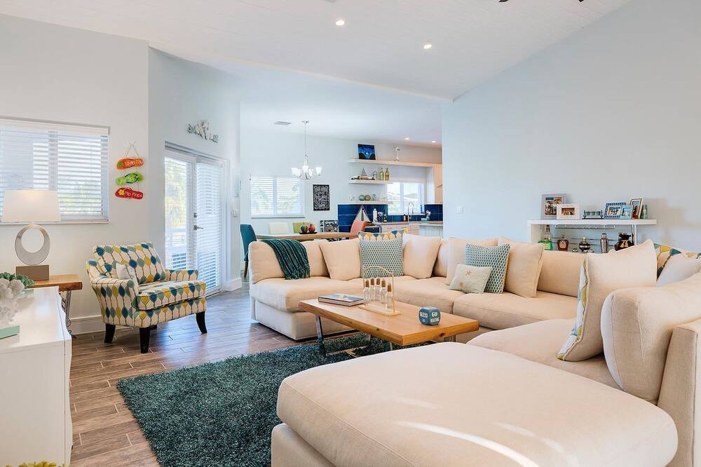 Photo of Livingroom in Twin Lakes
