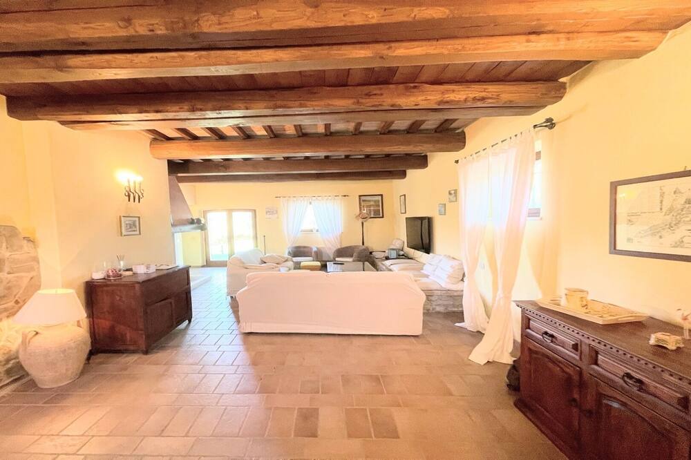 Photo of Bedroom in Todi