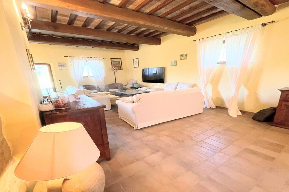 Photo of Livingroom in Todi