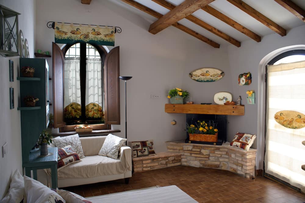 Photo of Livingroom in Avigliano Umbrio