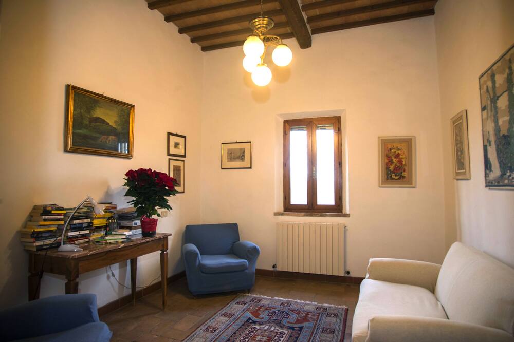 Photo of Livingroom in Montalcino