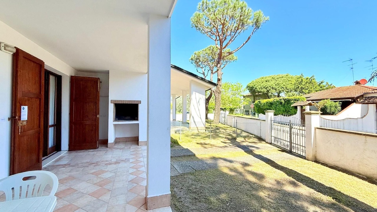 Photo of Patio Balcony in Lido di Volano