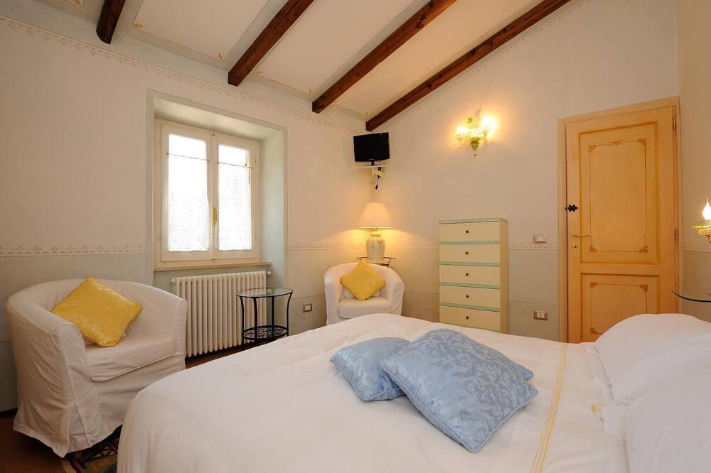 Photo of Bedroom in Scheggino
