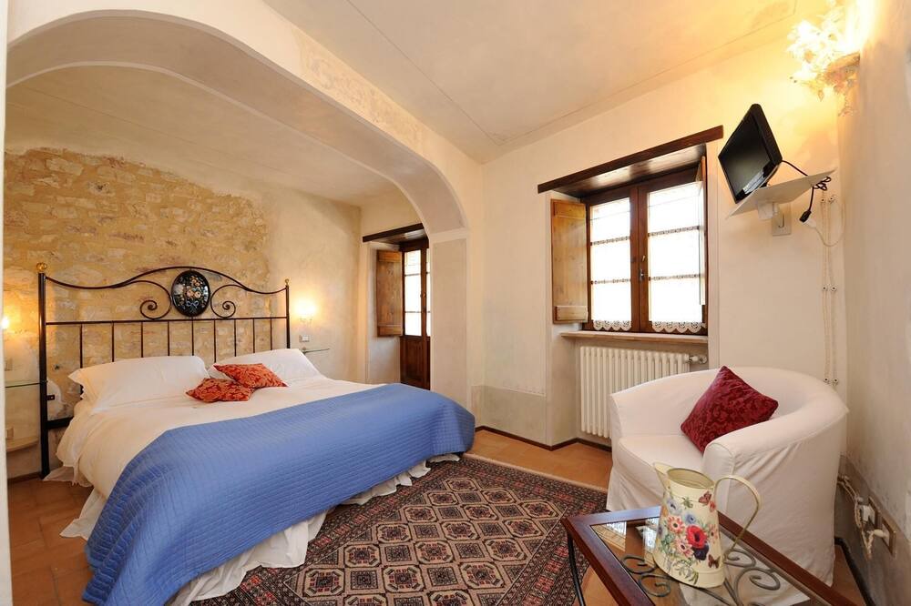 Photo of Bedroom in Scheggino