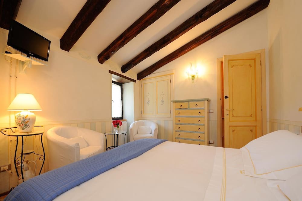 Photo of Bedroom in Scheggino