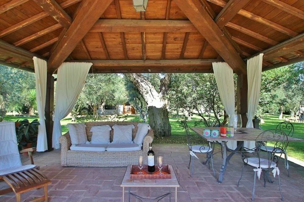 Photo of Patio Balcony in Capalbio