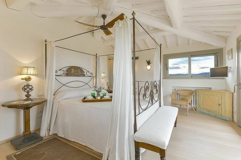 Photo of Bedroom in Castiglione della Pescaia