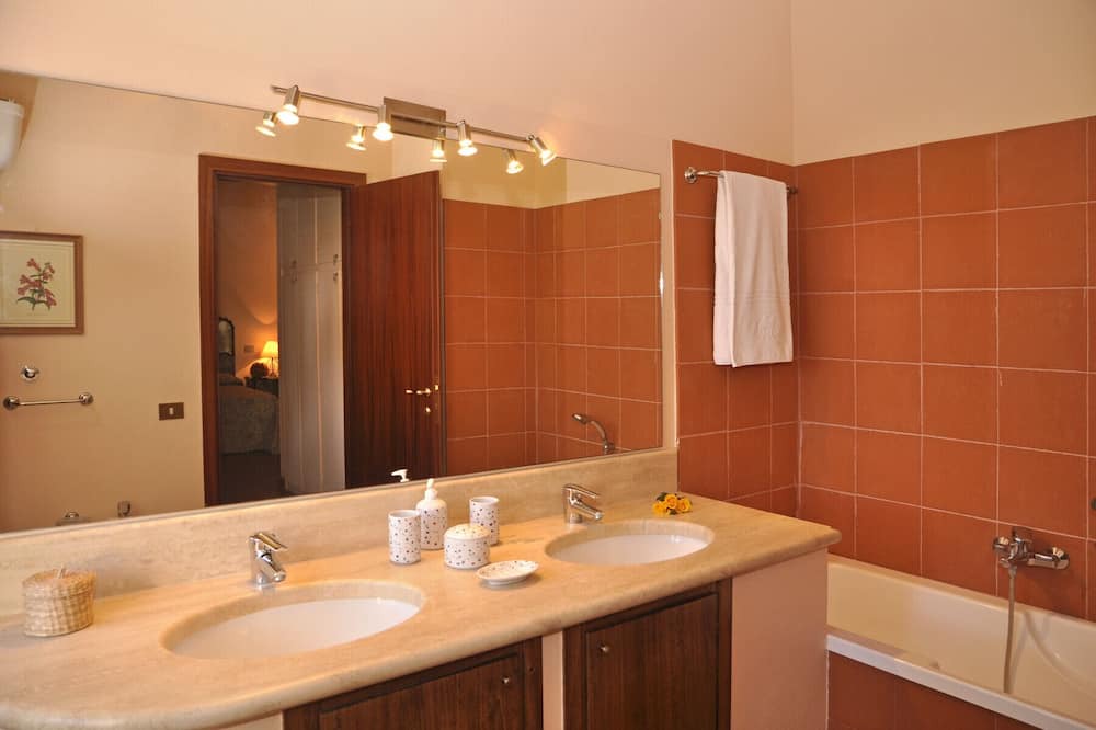Photo of Bathroom in Calvi di Umbria