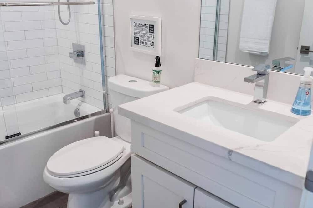 Photo of Bathroom in El Segundo