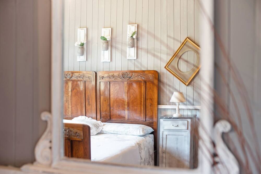 Photo of Bedroom in Borzonasca