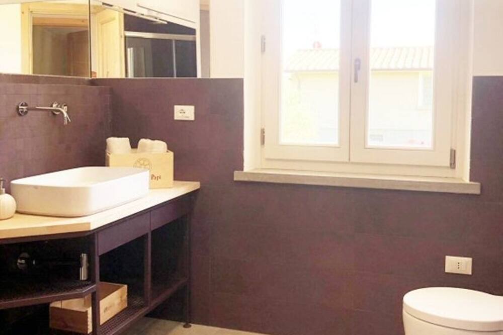 Photo of Bathroom in Cecina